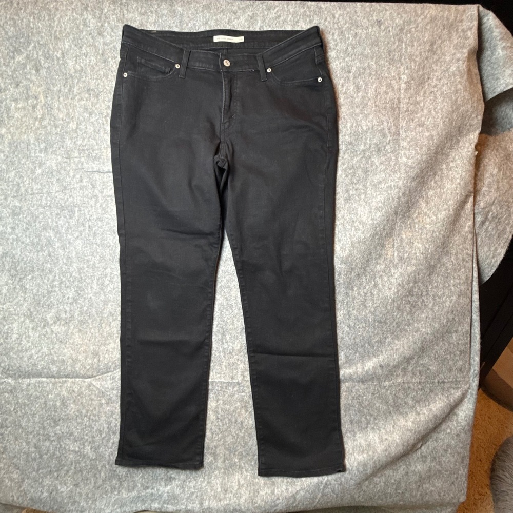 Levis 414 Classic Straight Women Plus Size 16W M Black Denim Jeans 23648-0010
